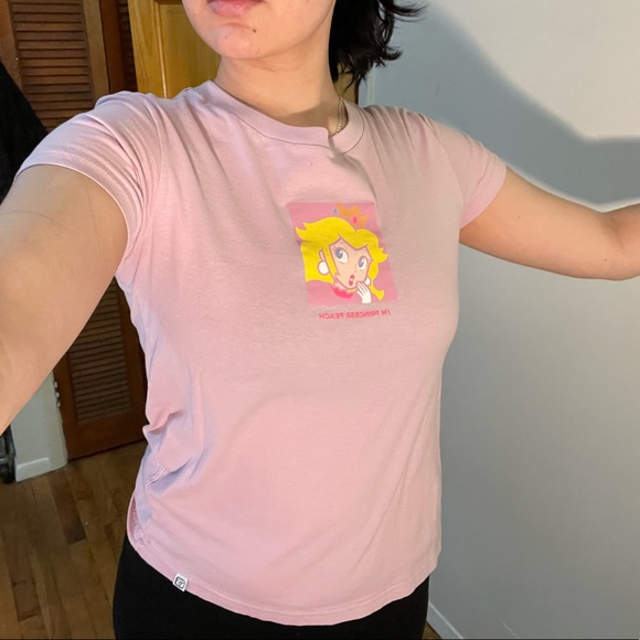 uniqlo princess peach t shirt - Picture 4 of 4